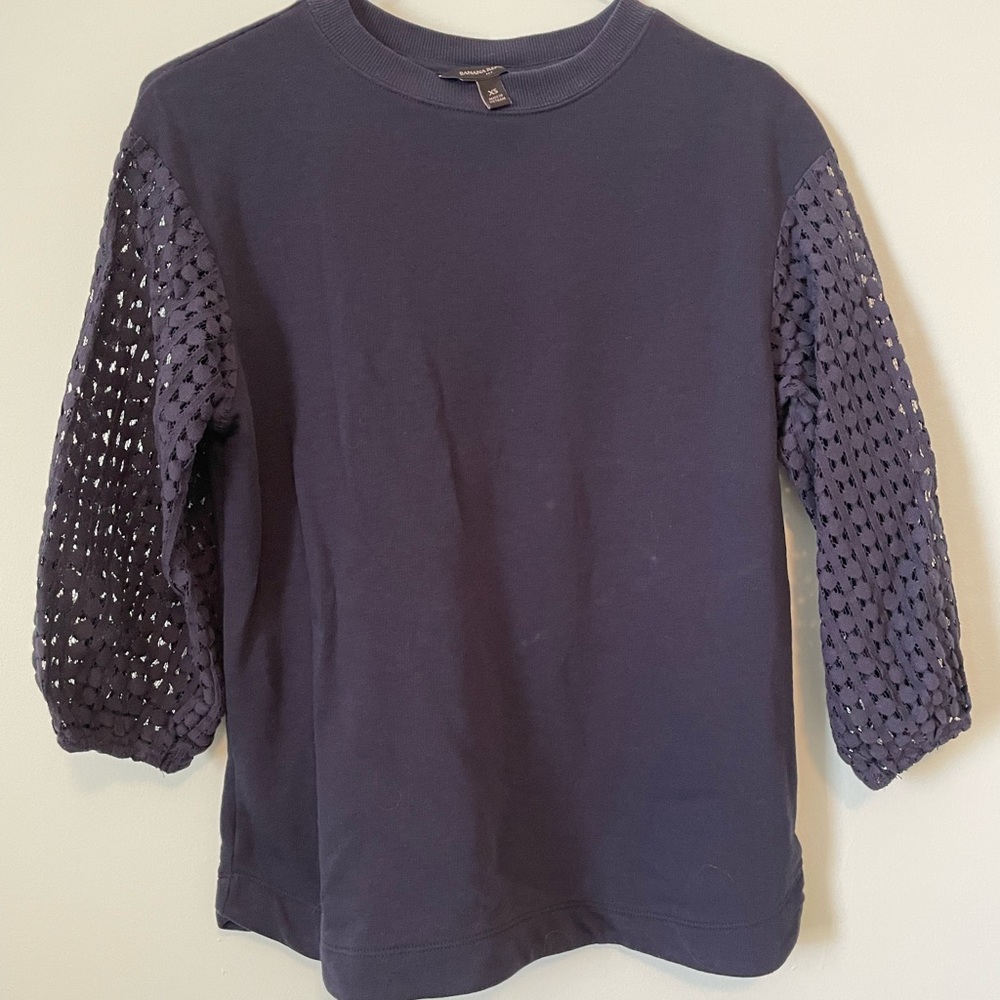 Banana Republic cut sleeve sweatshirt